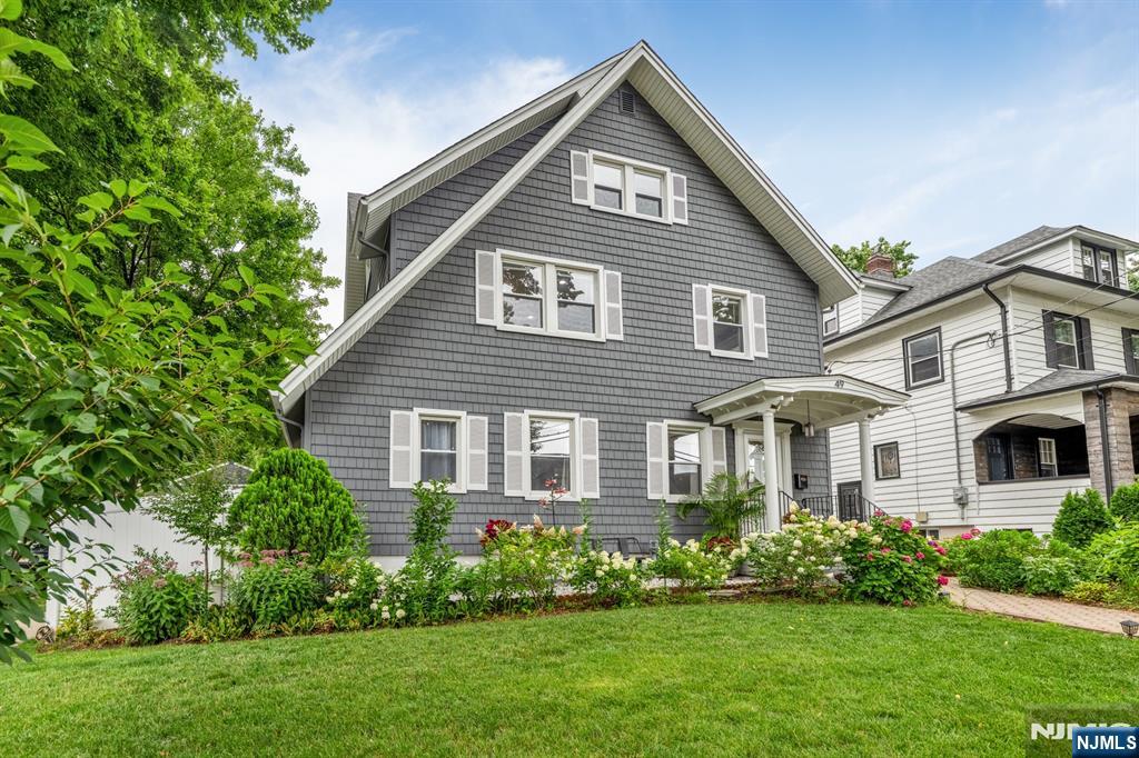 49 Walnut Street Rutherford, NJ 07070 - Photo 4 of 50 Gallery Image 4