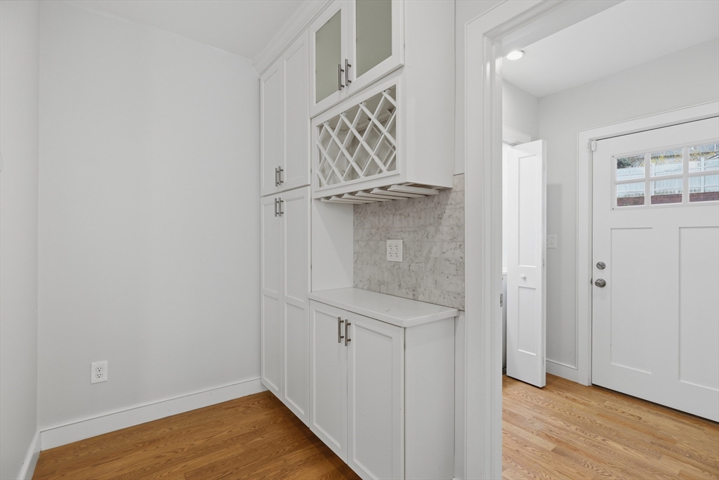 11 Ricker Terrace, Unit 1 Newton, MA 02458 - Photo 7 of 22 Gallery Image 7