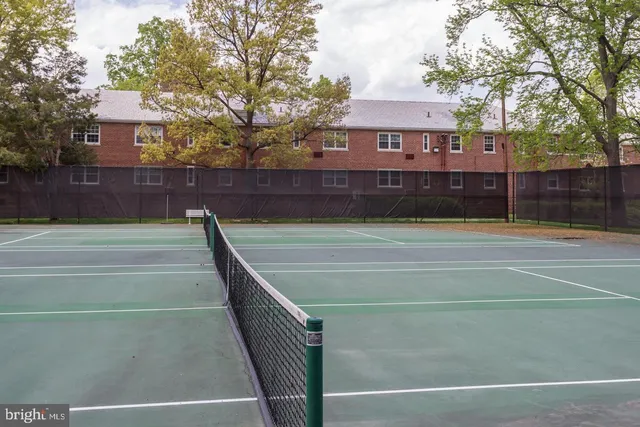 a view of a tennis court