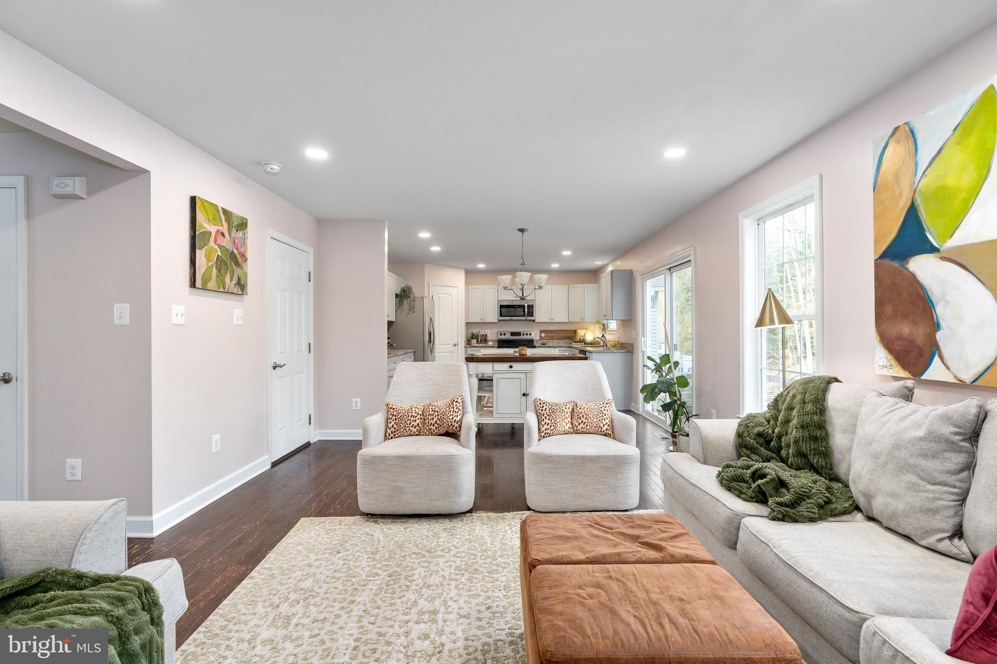 109 12th Street Colonial Beach, VA 22443 - Photo 6 of 33 a living room with furniture and a large window