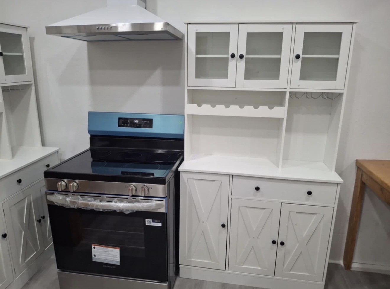 1009 Thomas Boulevard Port Arthur, TX 77640 - Photo 11 of 14 a stove top oven sitting inside of a kitchen