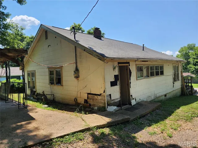 $49,900 | 506 East Fir Street, Piedmont, MO 63957