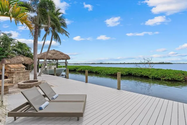 $6,900,000 | 10216 46th Avenue West, Bradenton, FL 34210