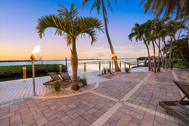 $6,900,000 | 10216 46th Avenue West, Bradenton, FL 34210