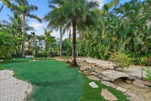 $6,500,000 | 10216 46th Avenue West, Bradenton, FL 34210