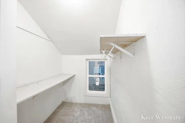 $319,900 | 117 Houseman Avenue Northeast, Grand Rapids, MI 49503