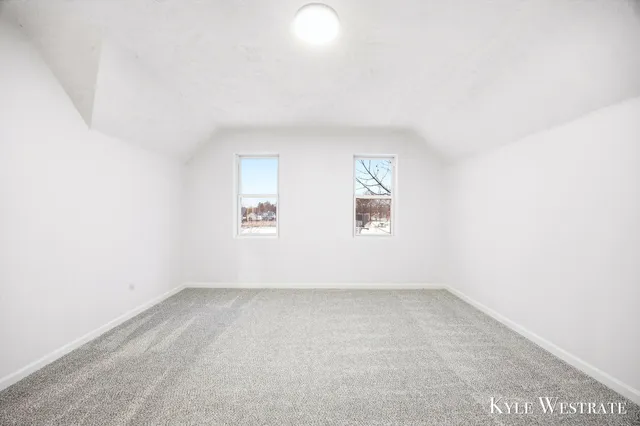 $319,900 | 117 Houseman Avenue Northeast, Grand Rapids, MI 49503