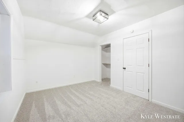 $319,900 | 117 Houseman Avenue Northeast, Grand Rapids, MI 49503