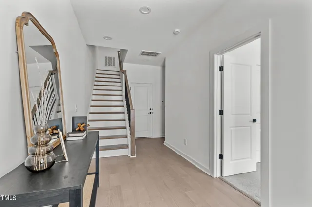 $579,000 | 6420 Tanner Oak Lane, Raleigh, NC 27613