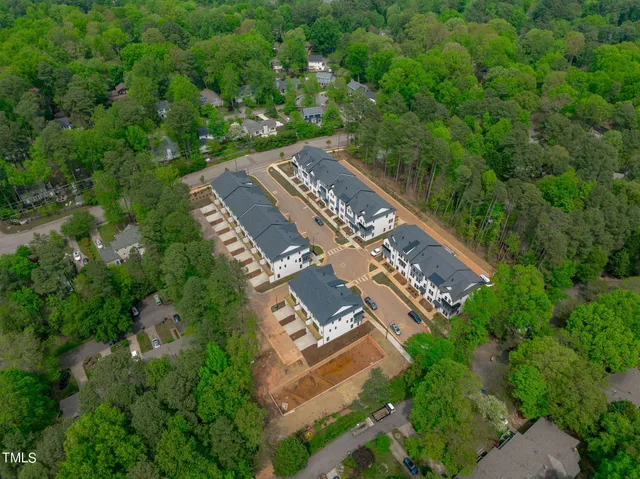 $579,000 | 6420 Tanner Oak Lane, Raleigh, NC 27613