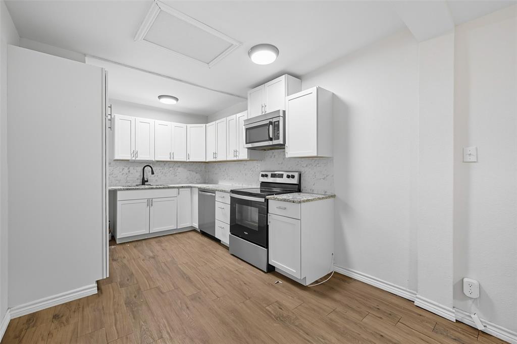 620 South Charles Street Sherman, TX 75090 - Photo 9 of 21