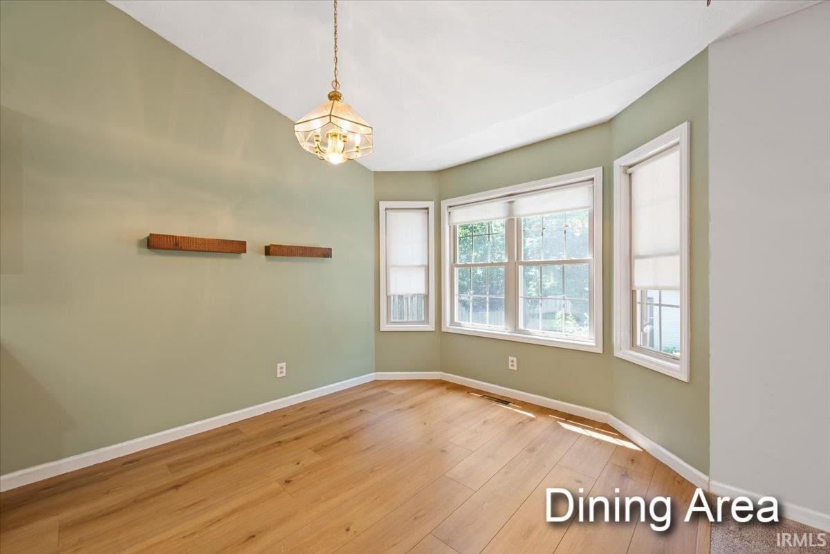 2664 South Danlyn Road Bloomington, IN 47403 - Photo 4 of 20