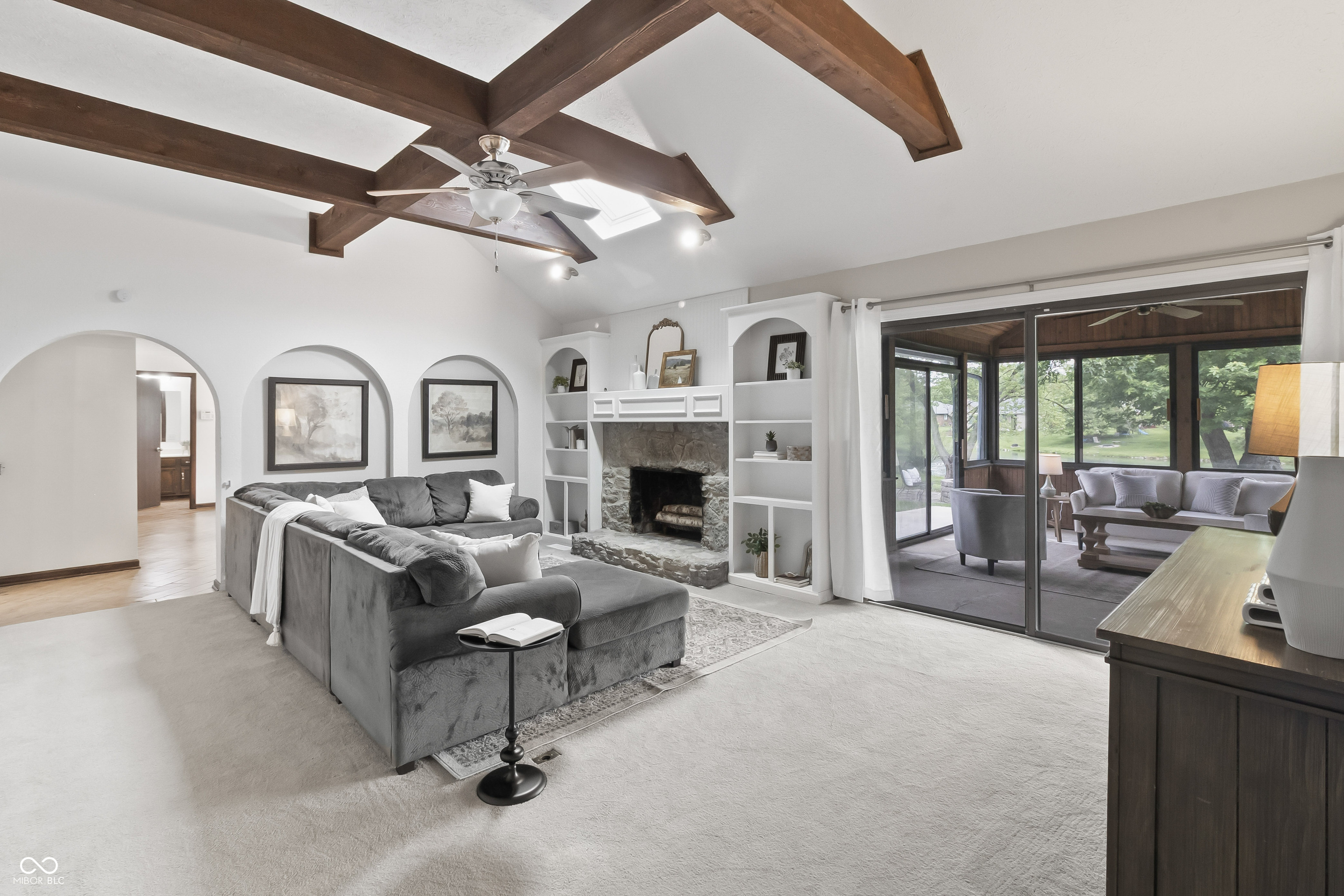 8029 Castle Lake Road Indianapolis, IN 46256 - Photo 9 of 29 Gallery Image 9