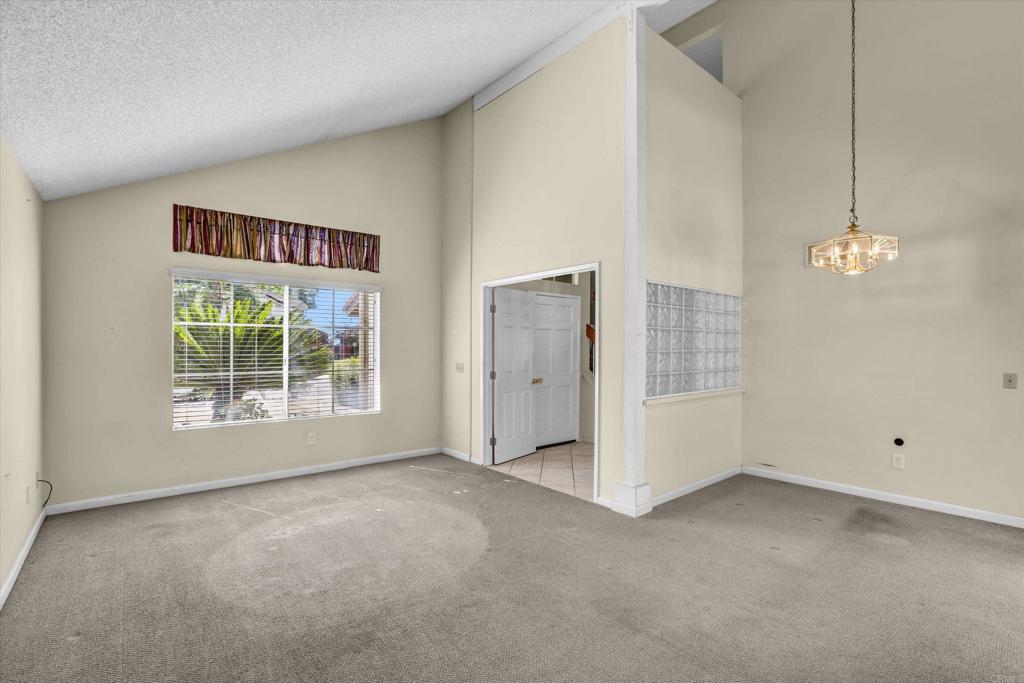 683 Rue Avallon Chula Vista, CA 91913 - Photo 9 of 37 Gallery Image 9