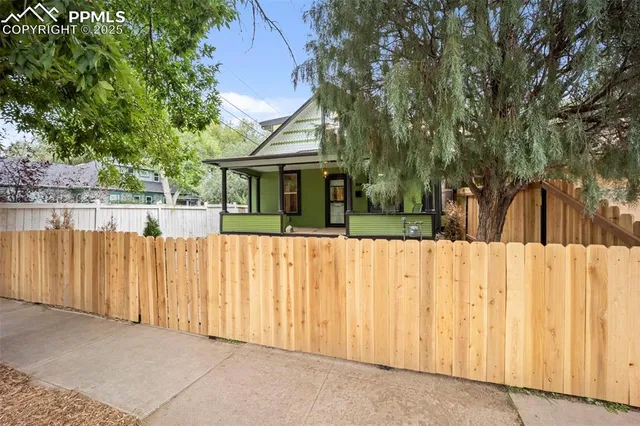 $555,000 | 114 North 16th Street, Colorado Springs, CO 80904