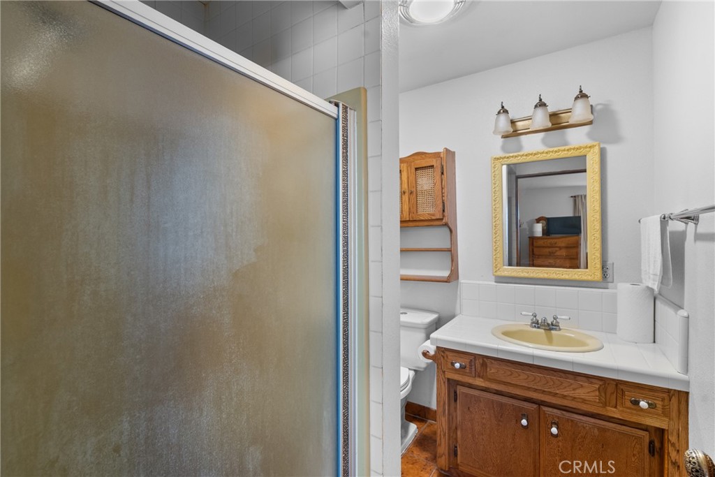 6650 Toro Creek Road Atascadero, CA 93422 - Photo 16 of 28 Bathroom #2