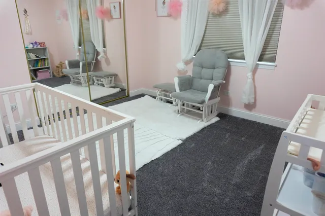 $420,000 | 1101 Lindsay Street, Joliet, IL 60431