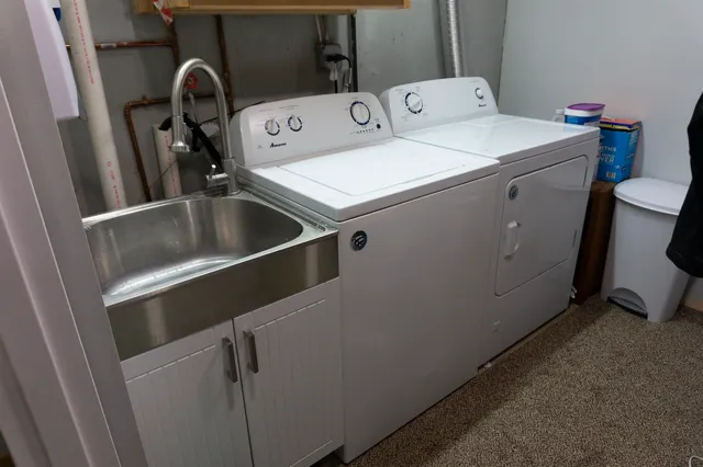 $420,000 | 1101 Lindsay Street, Joliet, IL 60431