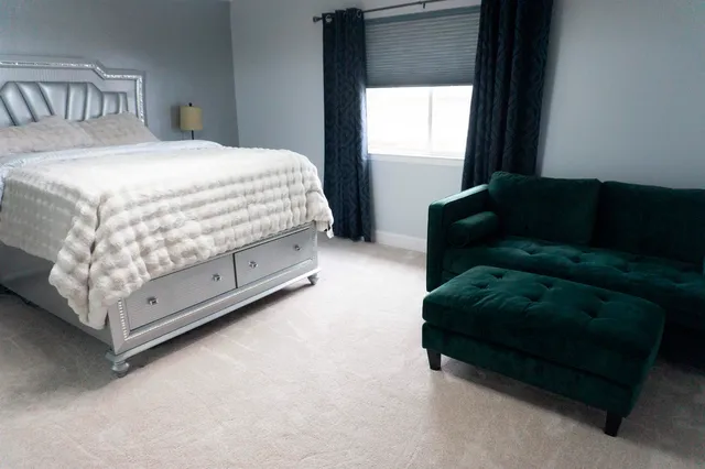 $420,000 | 1101 Lindsay Street, Joliet, IL 60431