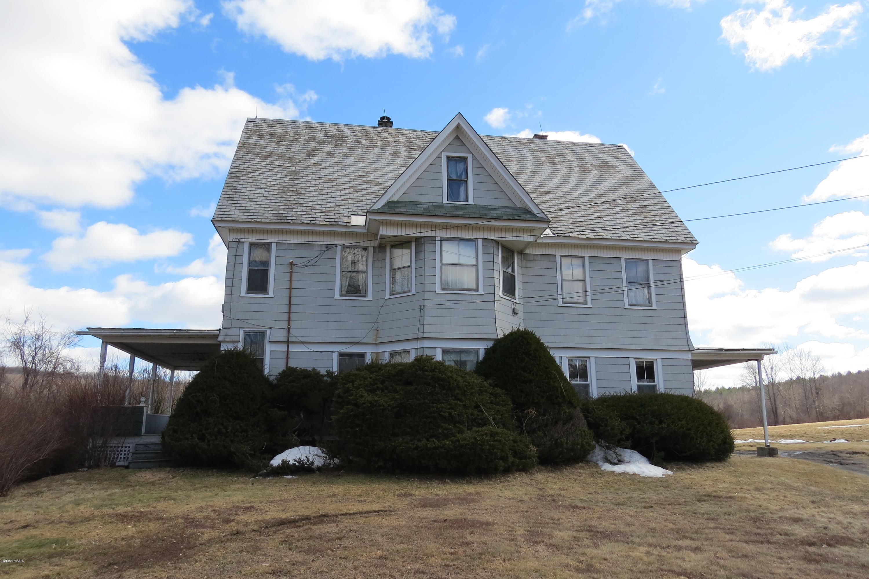 98 Alger Street Adams, MA 01220 - Photo 26 of 31 IMG_7230