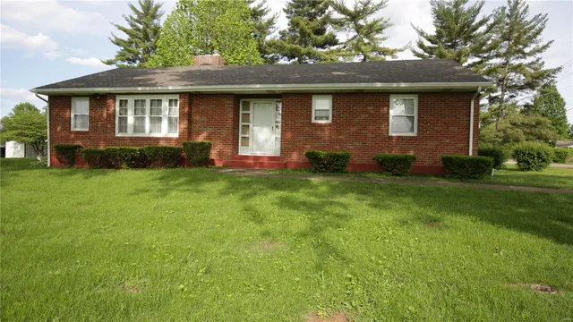 $299,900 | 209 Highley Lane, Desloge, MO 63628