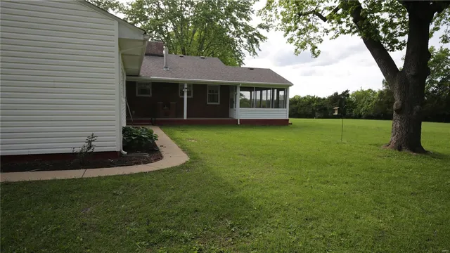 $299,900 | 209 Highley Lane, Desloge, MO 63628