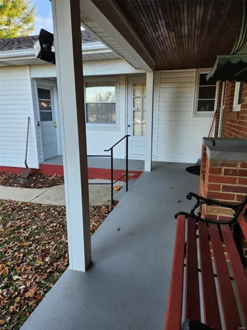 $299,900 | 209 Highley Lane, Desloge, MO 63628