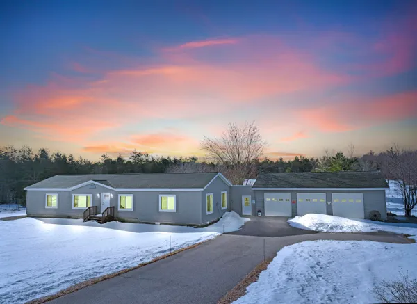 $300,000 | 2518 East 32 Road, Cadillac, MI 49601