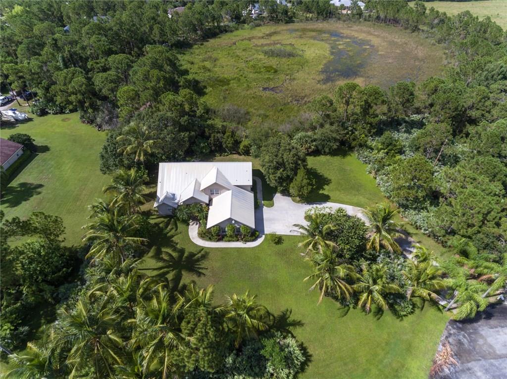 143 Southwest Thrasher Way Stuart, FL 34997 - Photo 33 of 36 Gallery Image 33