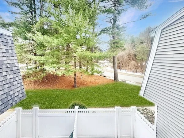 $3,000 | 418 Edgebrook Drive, Unit 418, Boylston, MA 01505