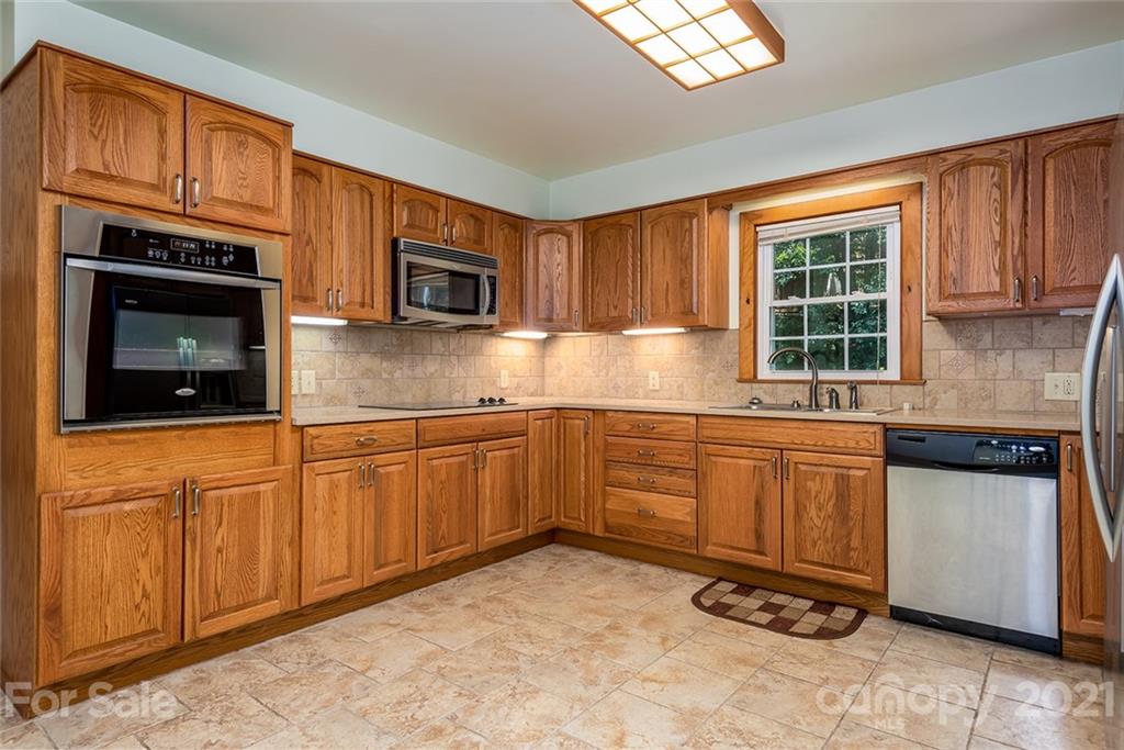 200 Ervin Road Morganton, NC 28655 - Photo 11 of 26 Gallery Image 11