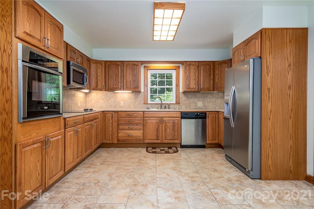 200 Ervin Road Morganton, NC 28655 - Photo 12 of 26 Gallery Image 12