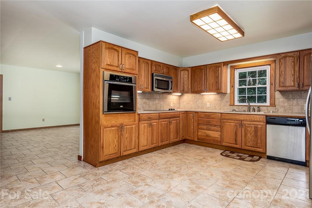 200 Ervin Road Morganton, NC 28655 - Photo 13 of 26 Gallery Image 13