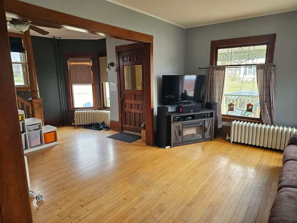 $239,900 | 2102 11th Street, Monroe, WI 53566