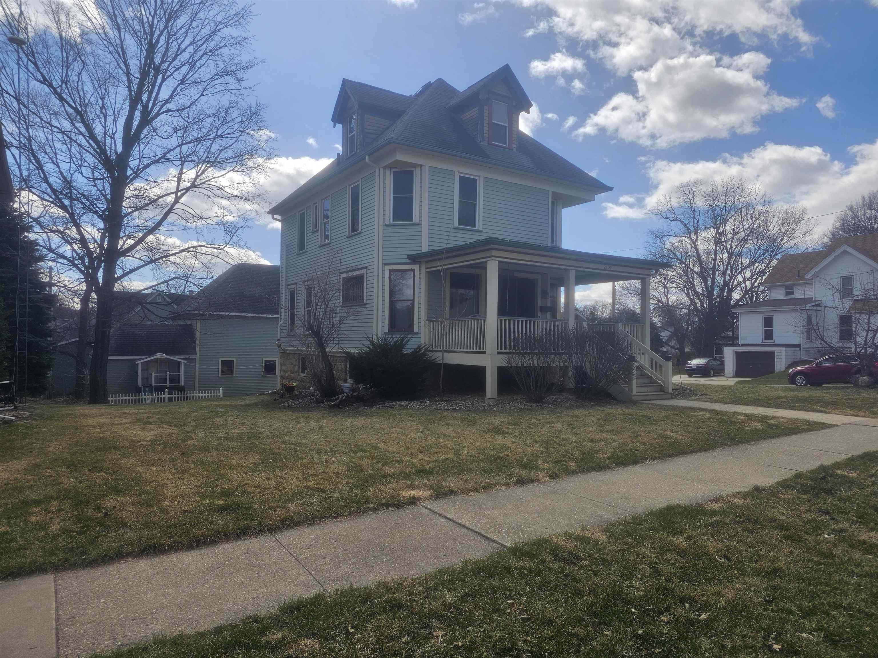 2102 11th Street Monroe, WI 53566 - Photo 5 of 54