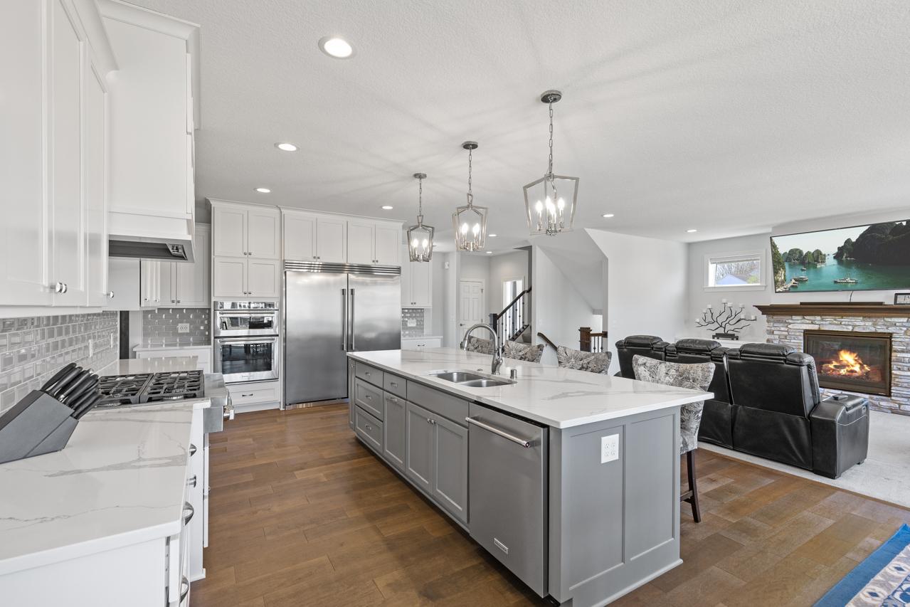 16860 Valley Road Eden Prairie, MN 55347 - Photo 8 of 71