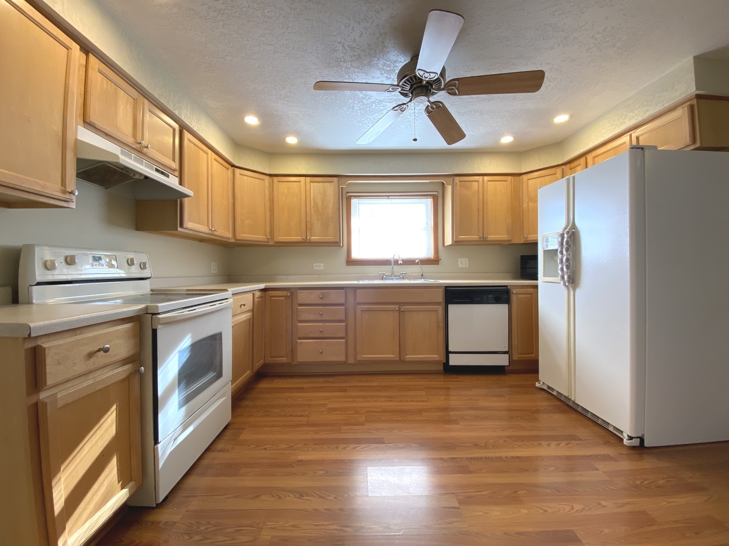8029 East 3000S Road Momence, IL 60954 - Photo 10 of 36 Gallery Image 10