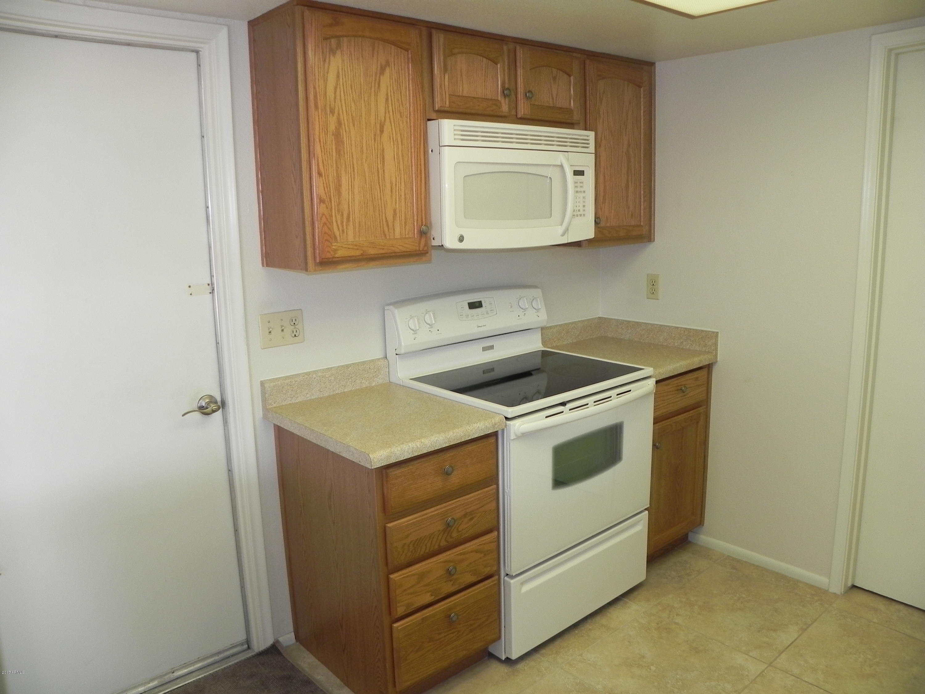 4623 West Calavar Road Glendale, AZ 85306 - Photo 11 of 33 Gallery Image 11