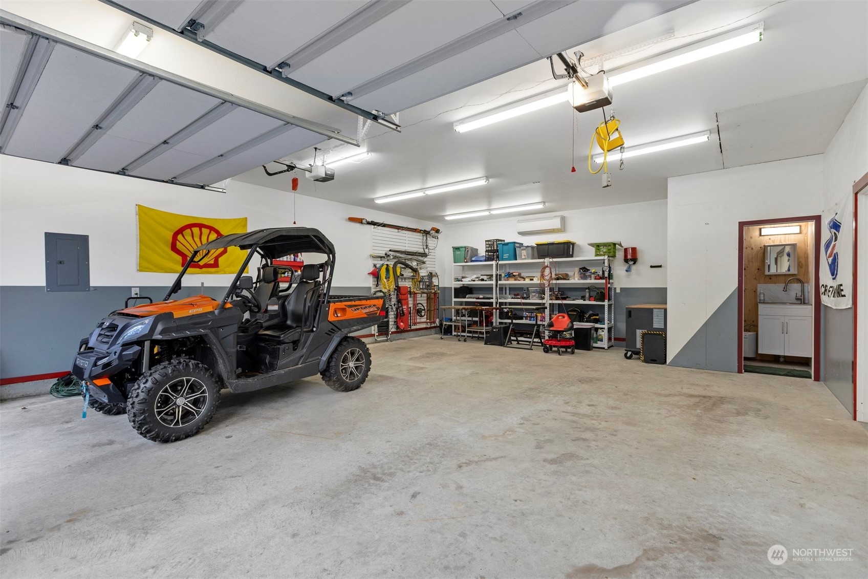 3313 Y Road Bellingham, WA 98226 - Photo 29 of 40 a view of a garage with cars and a garage