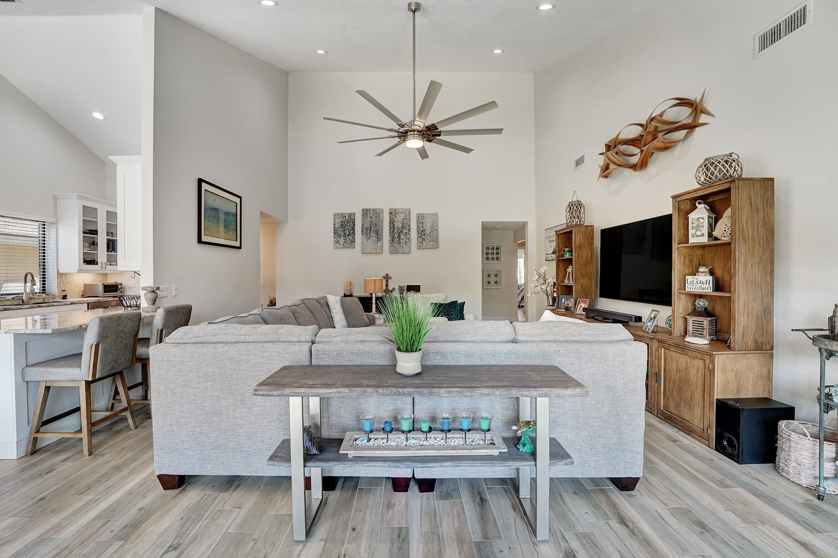 118 Ridge Road Jupiter, FL 33477 - Photo 11 of 27 DSC09869
