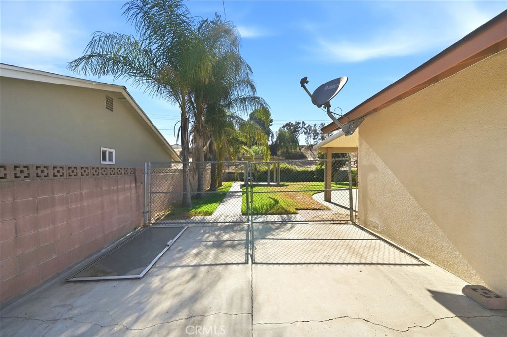 682 South Belden Street Rialto, CA 92376 - Photo 46 of 59