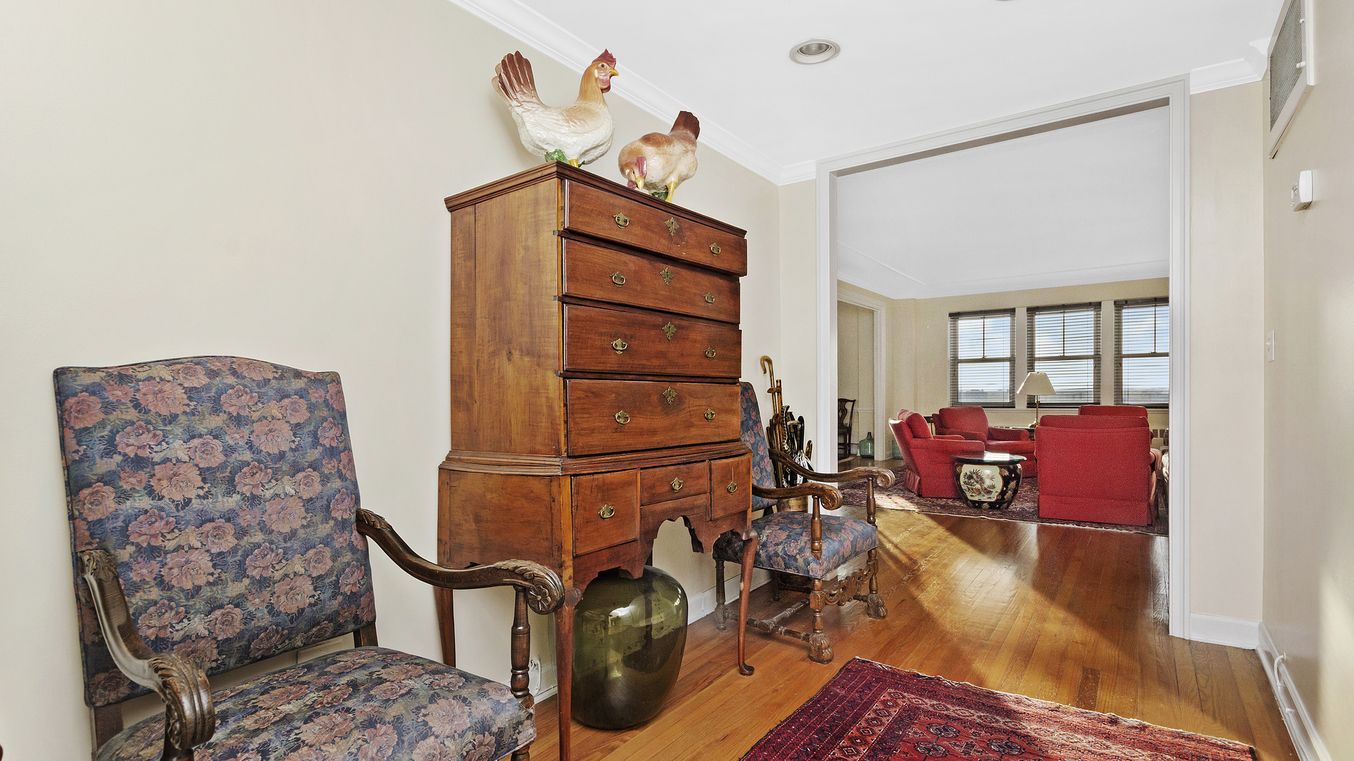 5555 North Sheridan Road, Unit 1207 Chicago, IL 60640 - Photo 3 of 20