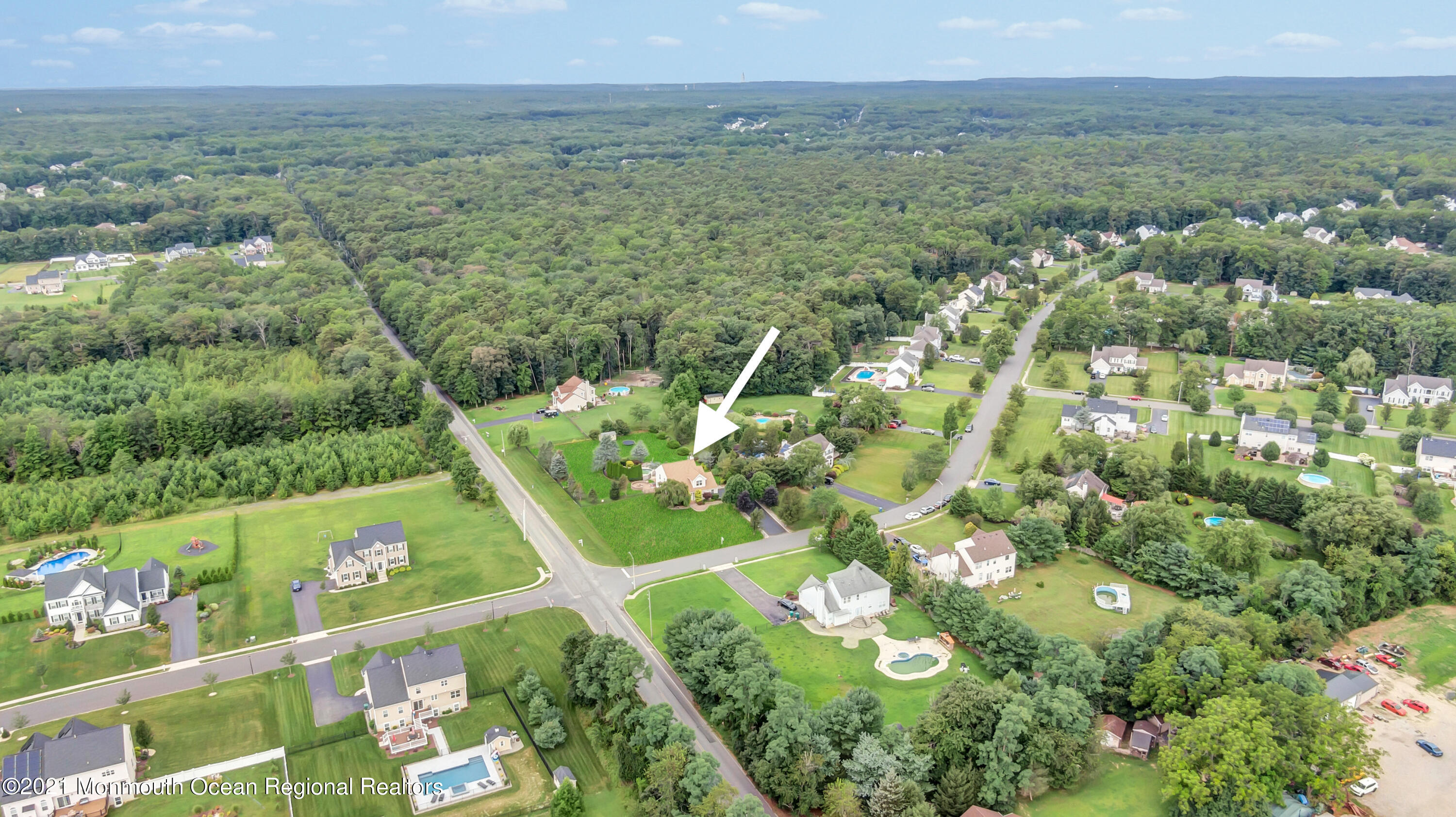 48 Goldfinch Road Jackson, NJ 08527 - Photo 11 of 91 1 drone (10)