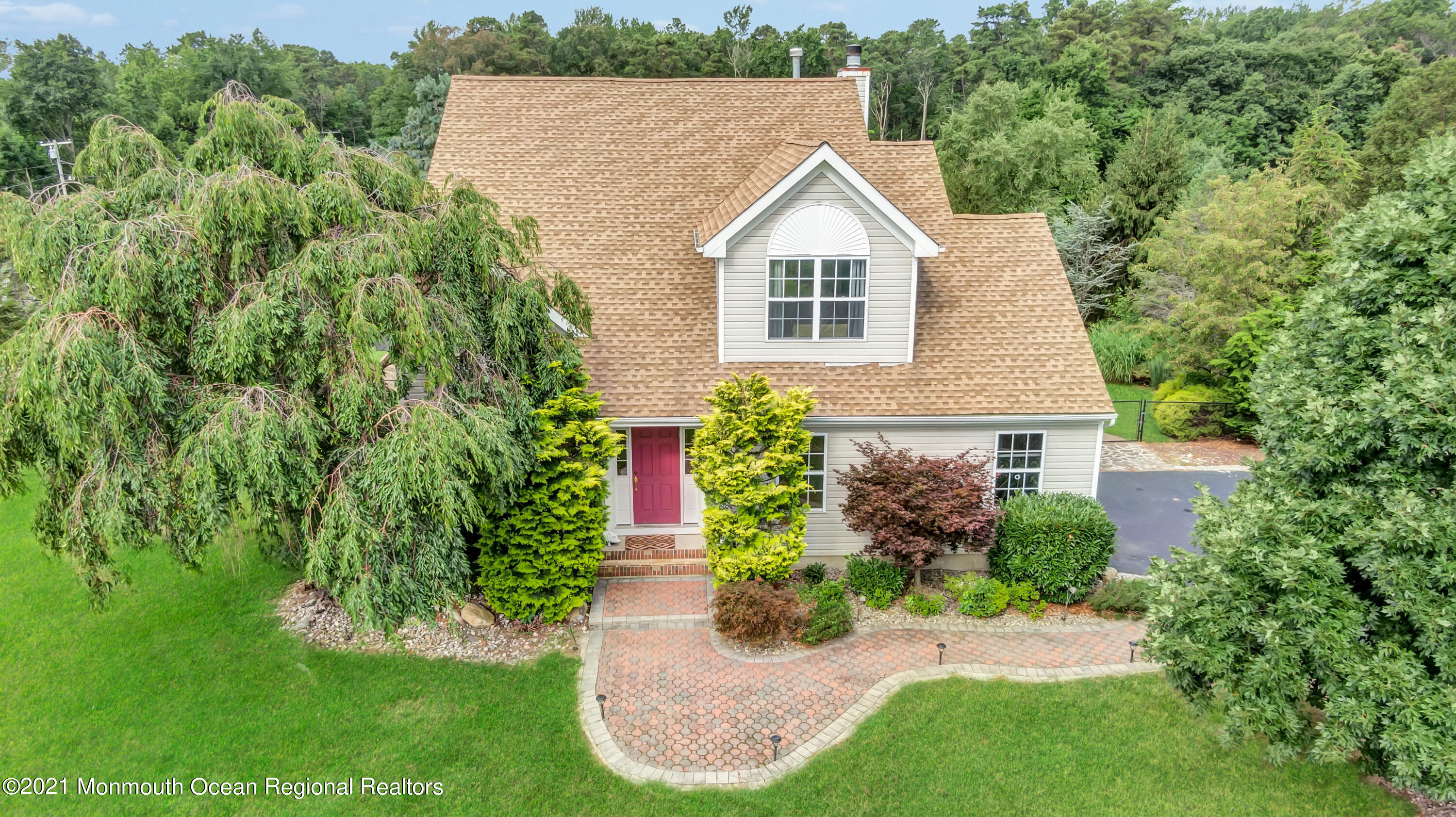 48 Goldfinch Road Jackson, NJ 08527 - Photo 4 of 91 1 drone (2)
