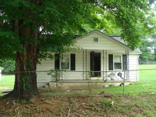 8901 Neubert Road Mascot, TN 37806 - Photo 1 of 1 Primary Photo