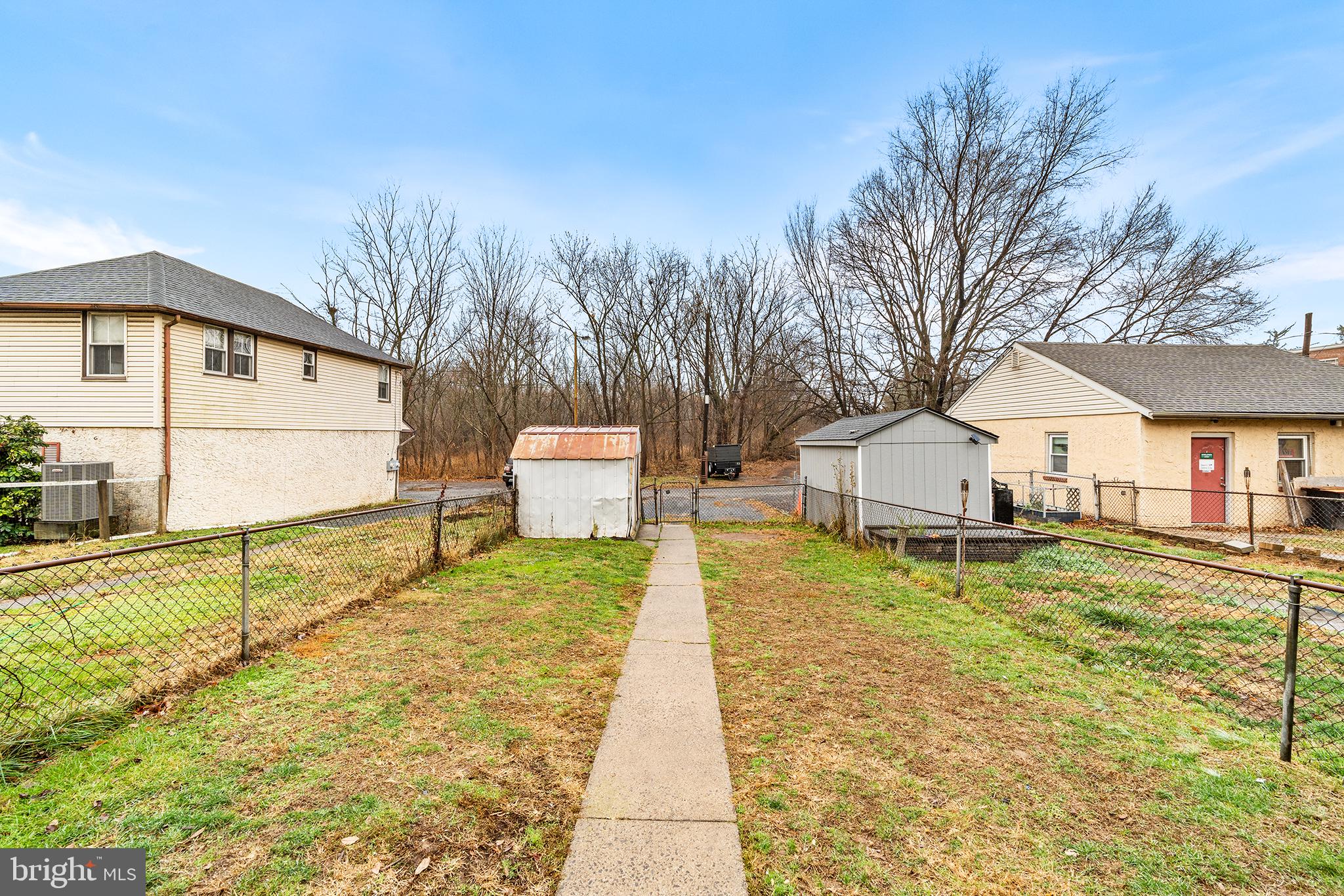 329 South Hanover Street Pottstown, PA 19465 - Photo 20 of 23 a backyard of a house with table and chairs