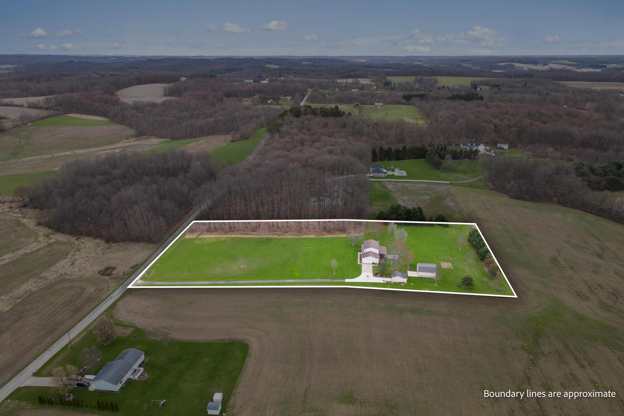 465 Smith Road Bellville, OH 44813 - Photo 48 of 54 aer-yard-outline