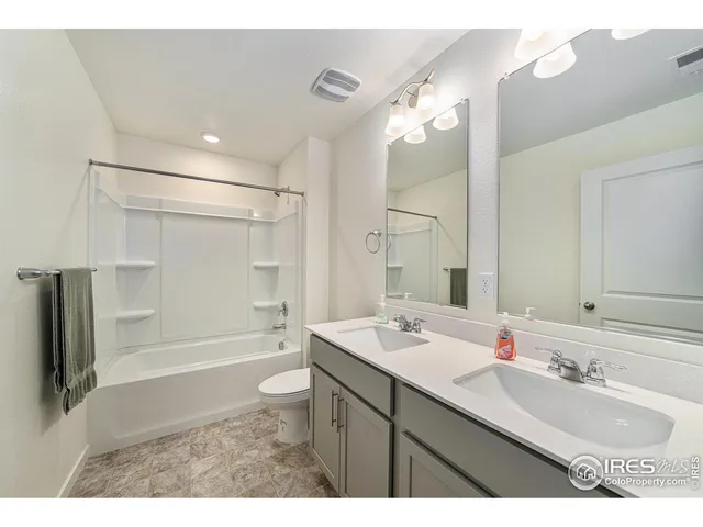 $525,000 | 439 Bluebird Road, Johnstown, CO 80534