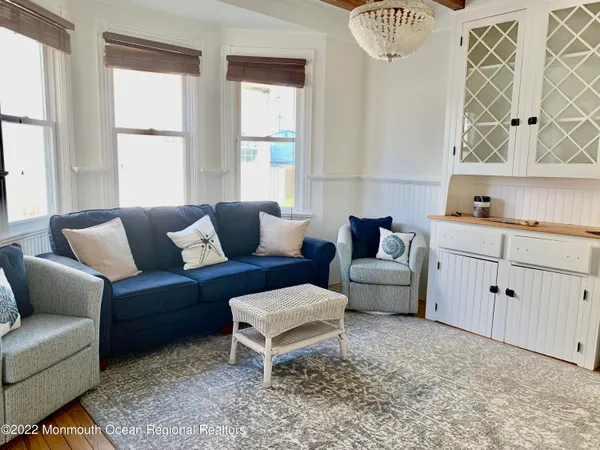 $2,500 | 209 4th Avenue, Belmar, NJ 07719
