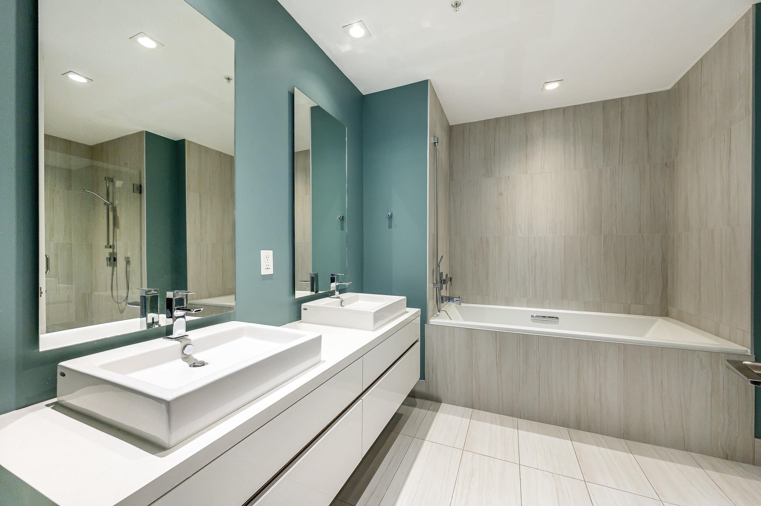 155 East Boca Raton Road, Unit 416 Boca Raton, FL 33432 - Photo 13 of 64 photo-12